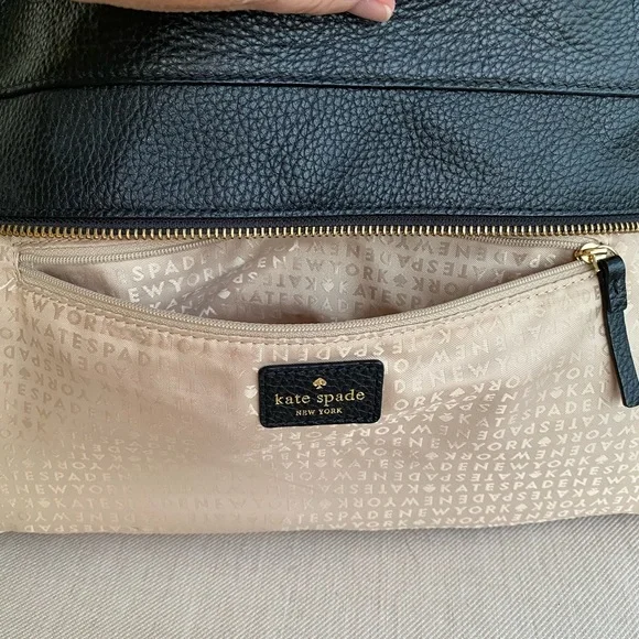 EUC Kate Spade New York black pebble leather zip closure handbag - Picture 10 of 14